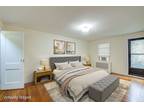 Fleet St, Forest Hills, Home For Rent