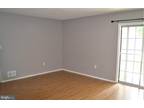 Versailles Ct, Hamilton, Flat For Rent