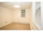Beverly Rd, South Huntington, Flat For Rent