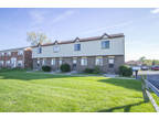Impeccable 2BR/1.5BA Townhouse in Perrysburg! Central Air, Carpeting, ALL Ap...