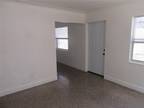 Th St N, Saint Petersburg, Home For Rent