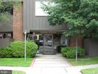 Haddonfield Cmns, Haddonfield, Condo For Rent