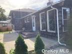 Elm Pl, Uniondale, Home For Rent