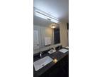 N Sheridan Rd Apt D, Chicago, Condo For Rent