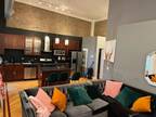 S King Dr Unit E, Chicago, Condo For Rent
