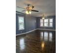 Walnut St Unit,medford, Flat For Rent