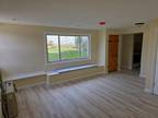 S Main St Unit,newport, Flat For Rent