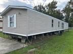 2007 Bayview LA, GONZALES - 2007 BAYVIEW single section for sale.