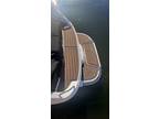 2018 Cobalt 220S Boat for Sale
