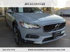 2024 Volvo V90 Cross Country B6 Plus