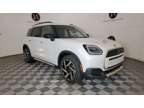 2025 MINI Cooper Countryman Iconic