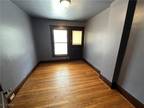 Mayfield Rd, Cleveland, Flat For Rent