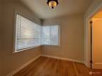 N Th St, Seattle, Home For Rent