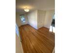 Robbins St Unit A, Waltham, Flat For Rent