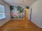 Avenue S, Galveston, Flat For Rent