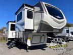 2020 Keystone Montana 3761FL