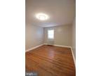 Shirley St Apt,falls Church, Condo For Rent