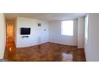 N Park Ave Apt,chevy Chase, Condo For Rent