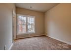 Silver Crescent Dr, Charlotte, Home For Rent