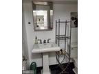 Hunter St, Baltimore, Condo For Rent