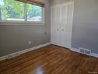 N Edgeworth Ave, Royal Oak, Home For Rent