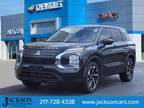 2022 Mitsubishi Outlander ES