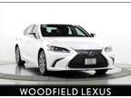 2021 Lexus ES 300h