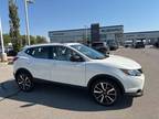 2018 Nissan Rogue White, 84K miles