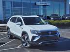 2024 Volkswagen Taos SE 4Motion