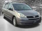 2004 Toyota Sienna LE