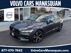 2024 Volvo S60 B5 Core Dark Theme