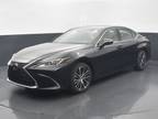 2025 Lexus ES