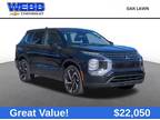 2022 Mitsubishi Outlander ES w/ Bluetooth, Backup Camera & 3rd Row Seat