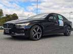 2024 Volvo S60 B5 Core Dark Theme