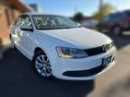 2012 Volkswagen Jetta White, 121K miles