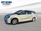 2016 Chrysler Town and Country Touring