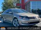 2015 Volkswagen Passat 1.8T SE w/Sunroof/Nav