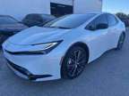 2023 Toyota Prius Limited AWD w/Navigation/dual moonroof