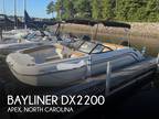 22 foot Bayliner DX2200