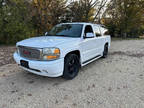 2004 GMC Yukon XL White, 193K miles