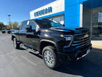 2025 Chevrolet Silverado 2500 Black, 145 miles