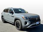 2025 Volkswagen Atlas Peak Edition 4Motion