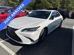 2021 Lexus ES 300h