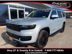 2022 Jeep Wagoneer