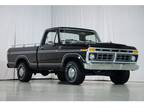 Ford F100 XLT Pickup