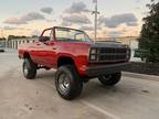 Plymouth Trail Duster 4 X 4