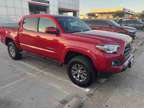 2017 Toyota Tacoma SR5 V6 w/Tow Package/16" Alloys
