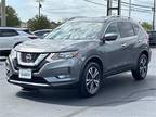 Pre-Owned 2019 Nissan Rogue SV