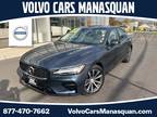 2022 Volvo S60 B5 Momentum