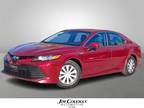 2018 Toyota Camry Hybrid LE